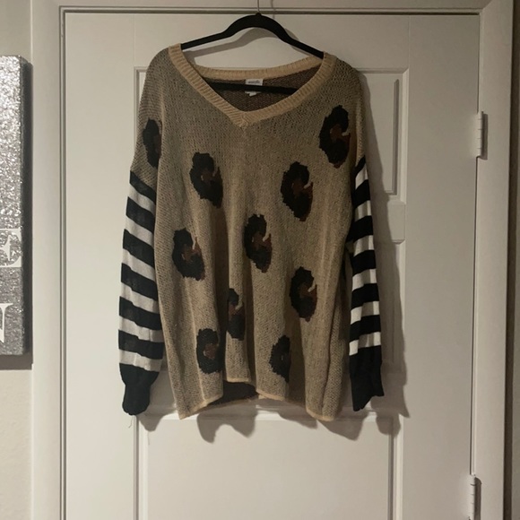 Sweater - Picture 1 of 1